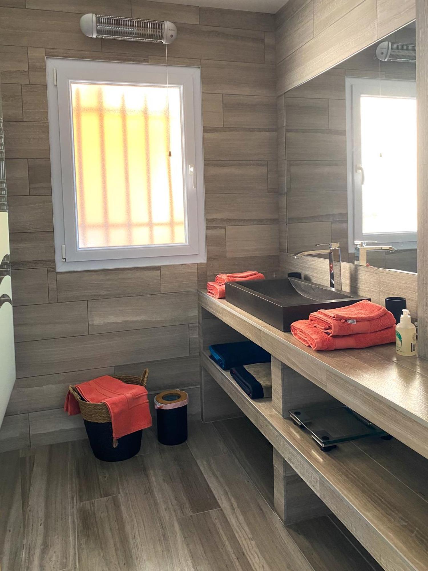 Ventabren La Chamade Grande Chambre B&B Independante מראה חיצוני תמונה